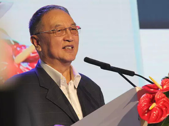 柳傳志：“互聯(lián)網(wǎng)+”被大大低估，向王健林馬云學