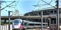 “復興號”高鐵給中國新能源汽車<font color=
