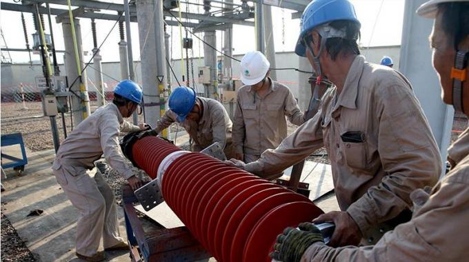 擴建變電站 助力地方社會發(fā)展