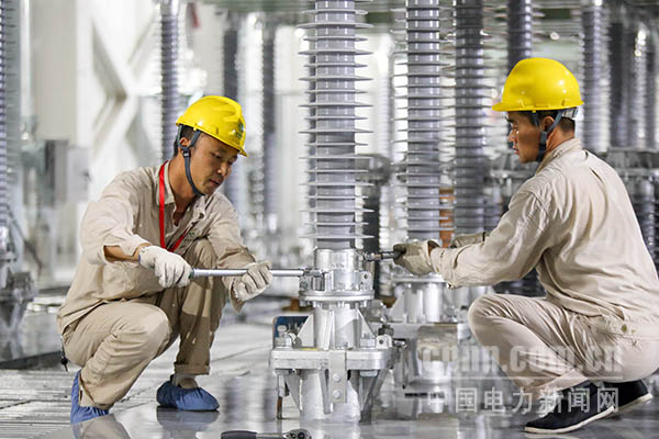 W020170803370792632165