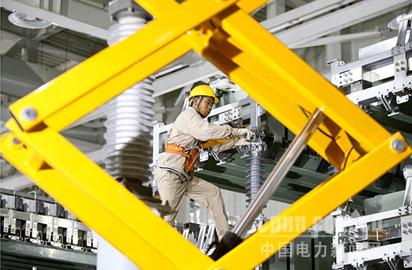 W020170803370792639258