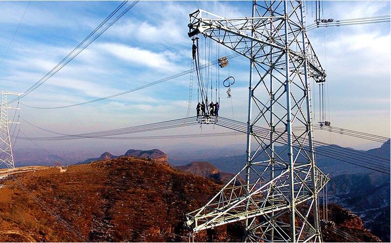 榆橫—濰坊1000千伏特高壓交流輸變電工程13標段放線施工結(jié)束