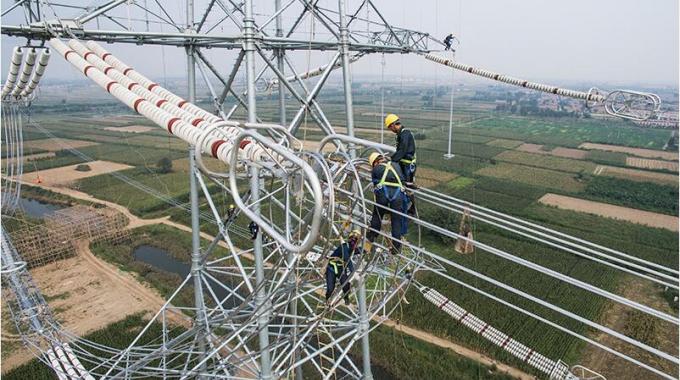 蒙西-天津南1000千伏特高壓線路18標(biāo)段全線貫通