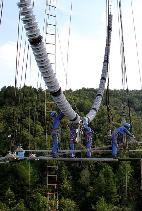附件安裝±800千伏酒湖線