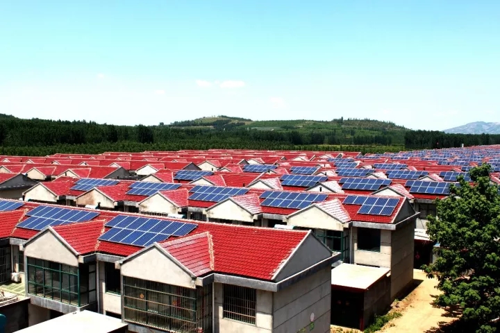政府支持、專家肯定、品牌給力！2018分布式光伏市場繼續(xù)火爆！
