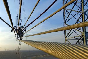 “一條特高壓解決四川棄水”，但誰需要特高壓？