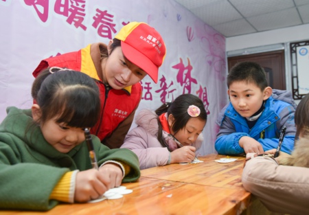 合川區(qū)供電攜手留守兒童共話未來(lái)