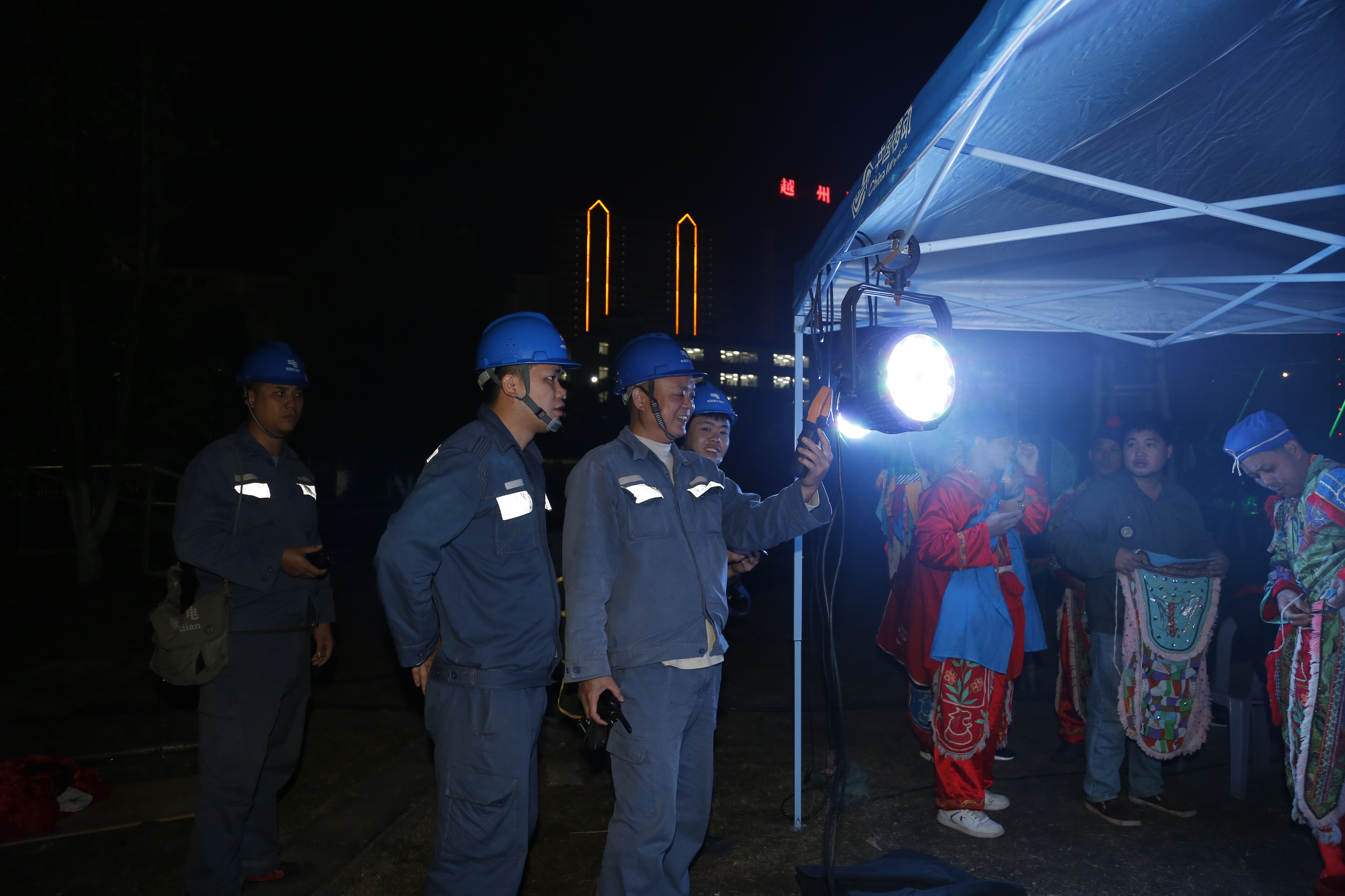 浦北供電局保供電演練護(hù)航晚會彩排