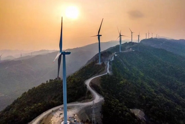 中國(guó)華電在廣西區(qū)域的首個(gè)風(fēng)電項(xiàng)目并網(wǎng)發(fā)電