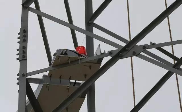 線路上裝了高清“電子眼”，專拍違章施工的你~