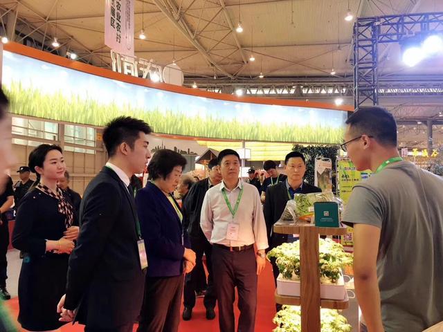 “互聯(lián)網(wǎng)+”農(nóng)業(yè)模式齊聚成都農(nóng)博會(huì)，尚作有機(jī)產(chǎn)品成焦點(diǎn)