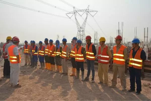 巴鐵缺電怎么辦？中國為它建造世界第二的線路！