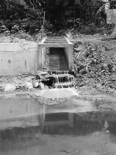 清遠(yuǎn)黑臭水體整治弄虛作假