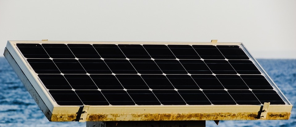 中環(huán)、隆基聯(lián)合降價(jià) 慘烈的產(chǎn)能淘汰正加速到來