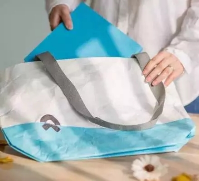 花重金建各大運(yùn)營社區(qū)，蔚來3.0銷售模式到底如何？